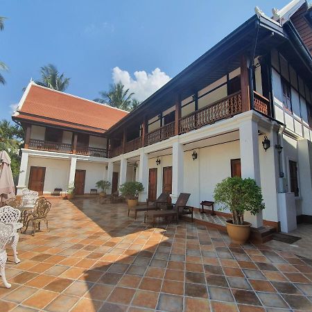 Ananta Villa Luang Prabang Buitenkant foto